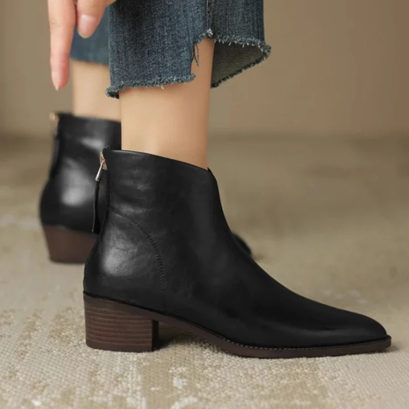Sabrina™ Elegant Women’s Boots