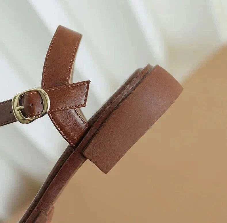 Noemi | Low Heel Sandals